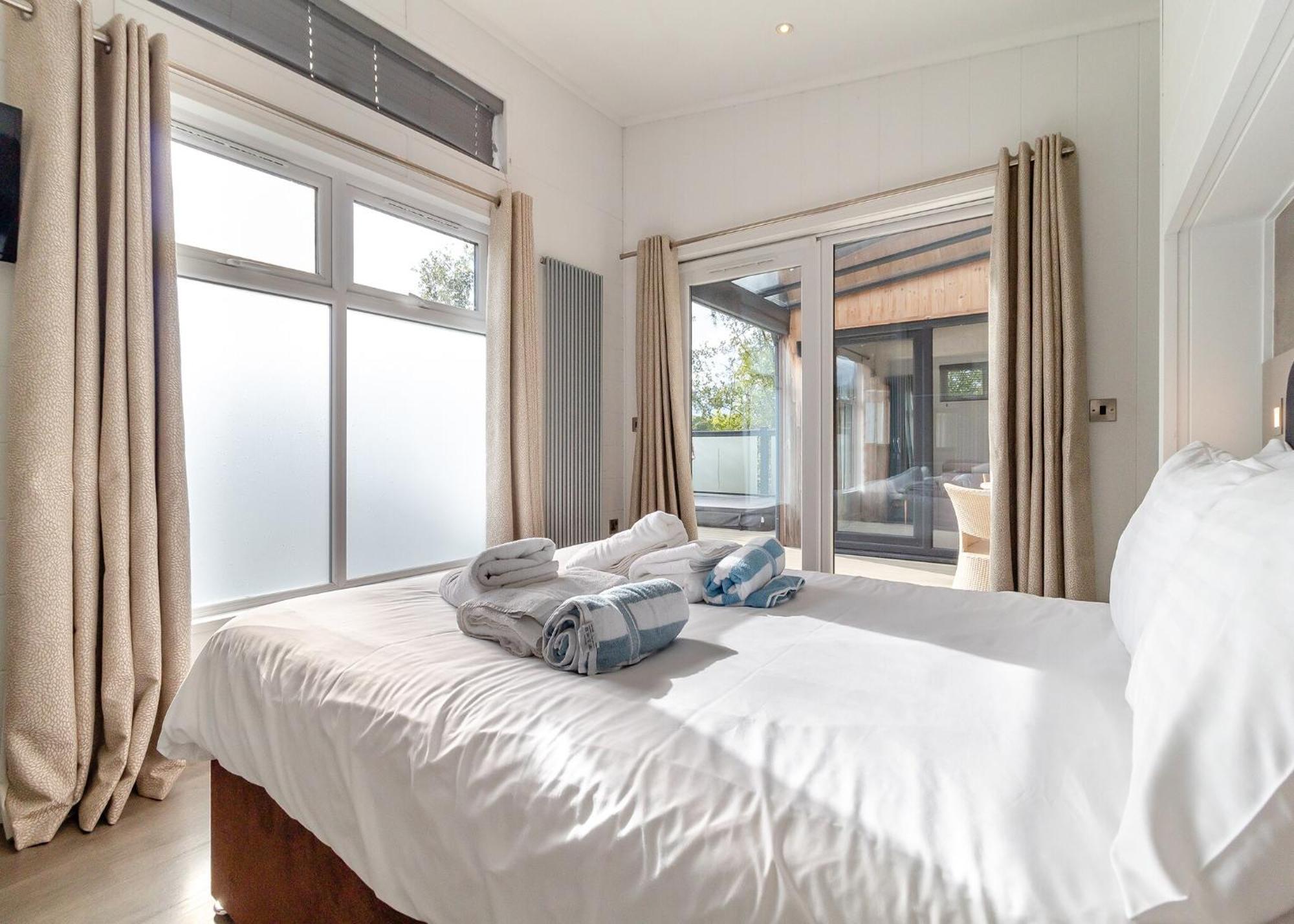 Norfolk Woods Resort And Spa Narborough  المظهر الخارجي الصورة